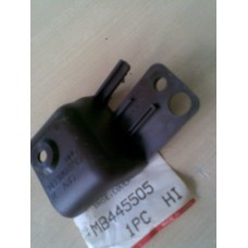 MB445505 MİTSUBİSHİ GALANT KİLİT MEKANİZMASI ARKA SOL İÇ 